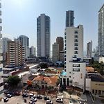 Apartamento Cerca a la playa, Piscina, Wifi, AC