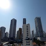 Apartamento Cerca a la playa, Piscina, Wifi, AC