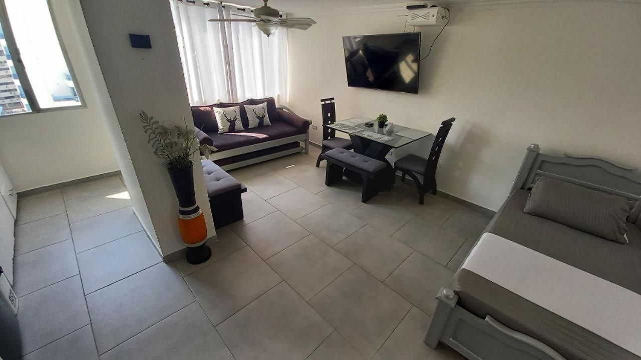 Cerca A La Playa, Piscina, Wifi, Ac Apartamento