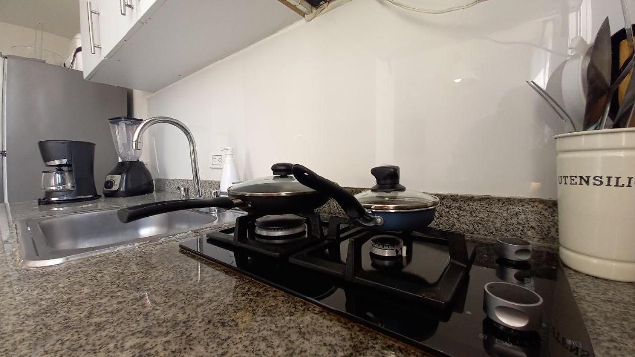 Apartamento Cerca A La Playa, Piscina, Wifi, Ac Cartagena